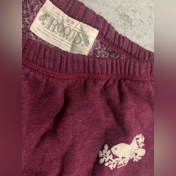 Roots sweatpants size medium - Picture 2 of 2